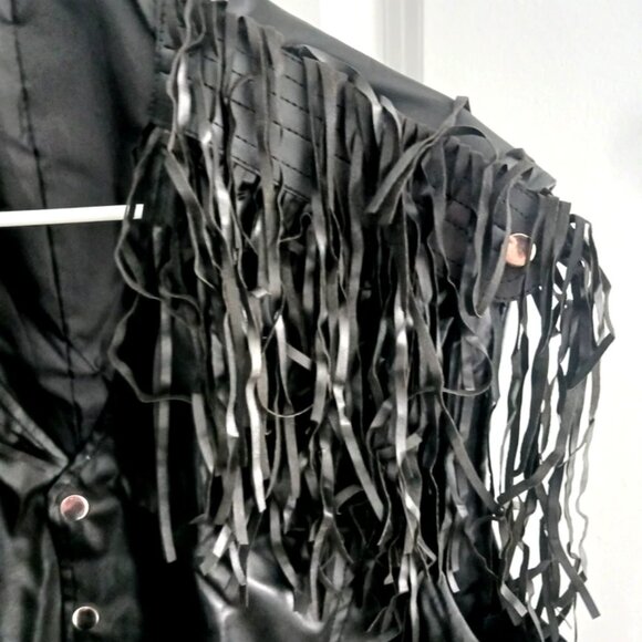 Men’s Faux Leather Fringe Biker Vest – Sleeveless Black Size 2X Large - Picture 3 of 8